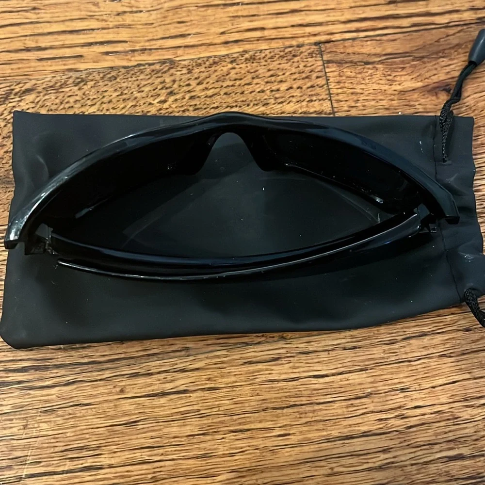 Oakley Black Sunglasses - Fuel Cell